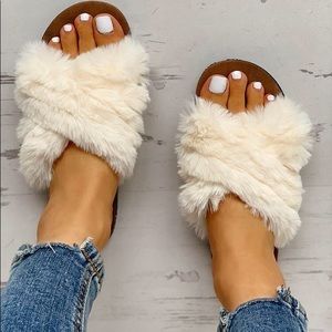 Teddy Bare fuzzy sandals